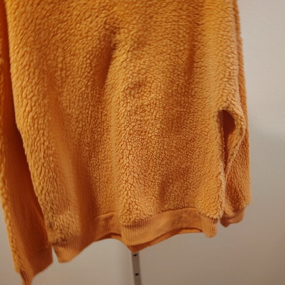 a.n.a. Women's Faux Fur Long Sleeve Polyester Sweater Size Medium - Picture 10 of 11